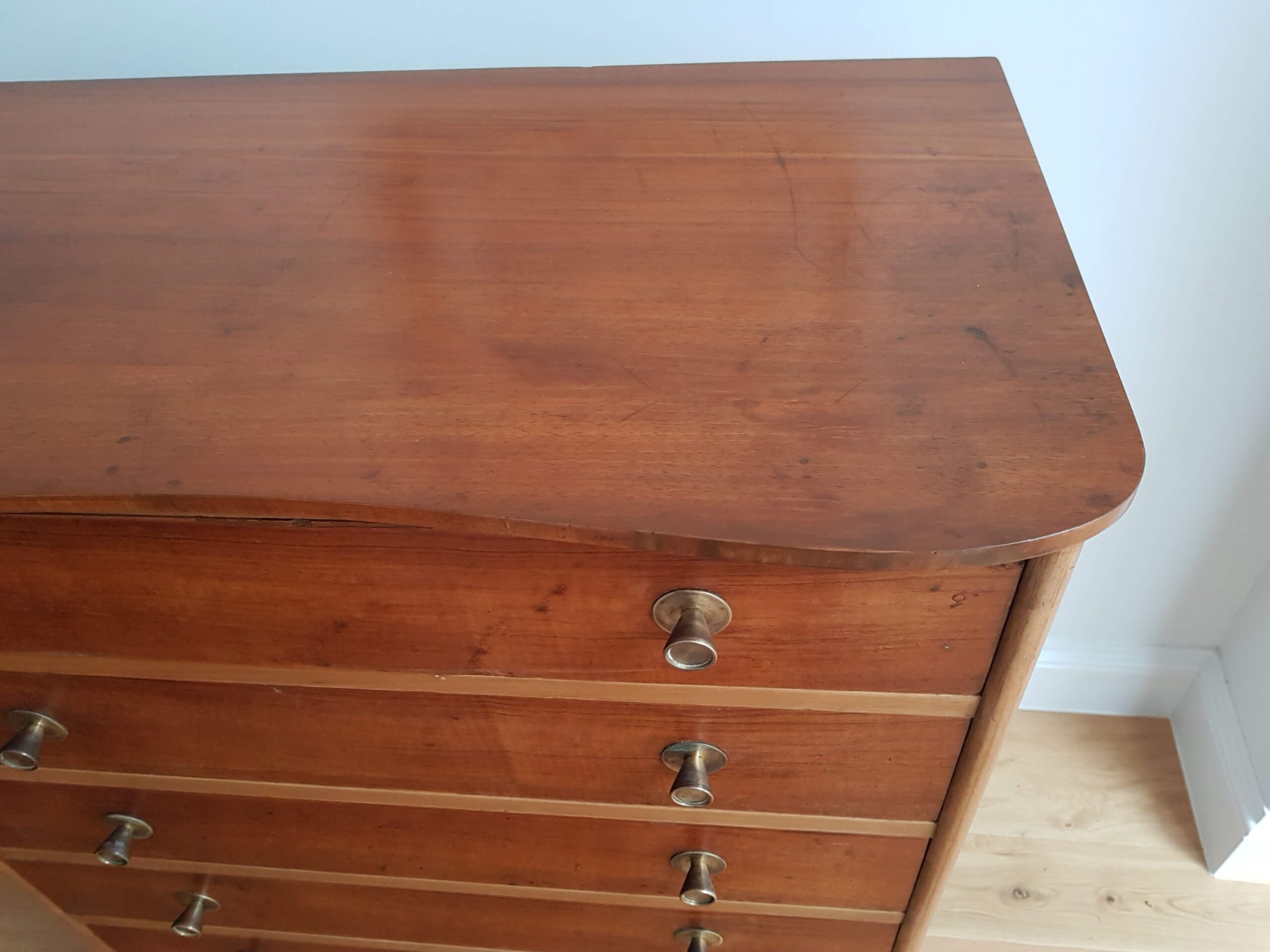 Mahogany Chest of Draws restoration